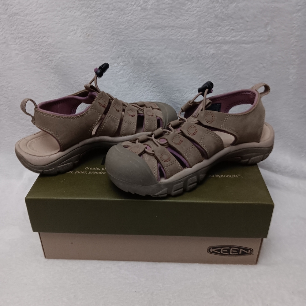 VTG. Keen "Newport" Shoes sz. 7.5